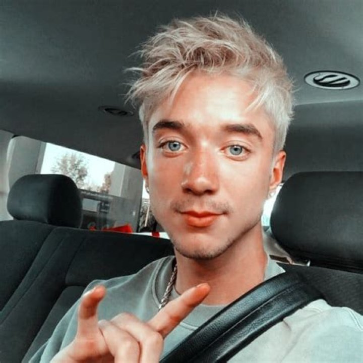Daniel Seavey Net Worth | Celebrity Net Worth