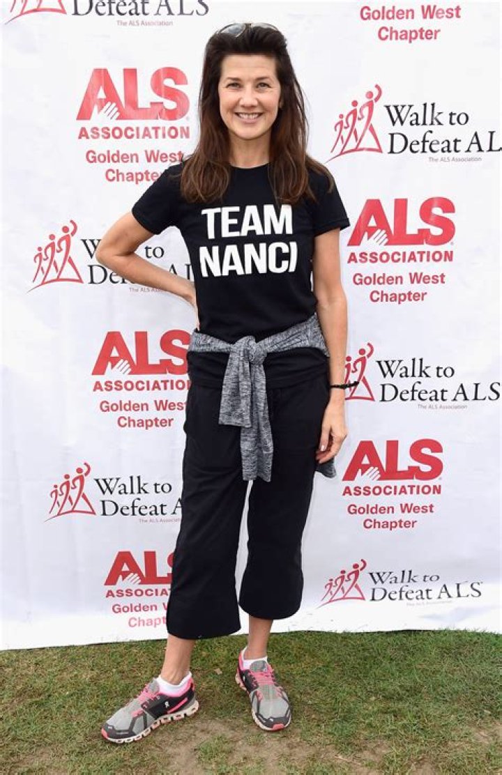 Daphne Zuniga Net Worth | Celebrity Net Worth