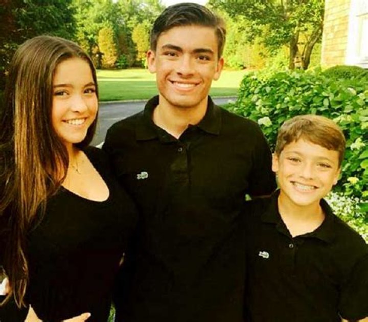 Joaquin Antonio Consuelos Biography, School, Parents, Net Worth, Mother Kelly Ripa