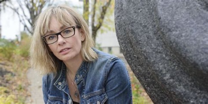 Lucy DeCoutere Net Worth | Celebrity Net Worth