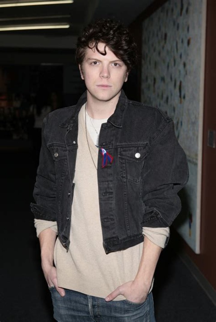 Michael Seater Net Worth | Celebrity Net Worth