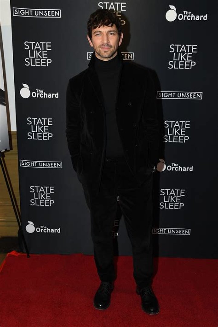 Michiel Huisman Net Worth | Celebrity Net Worth