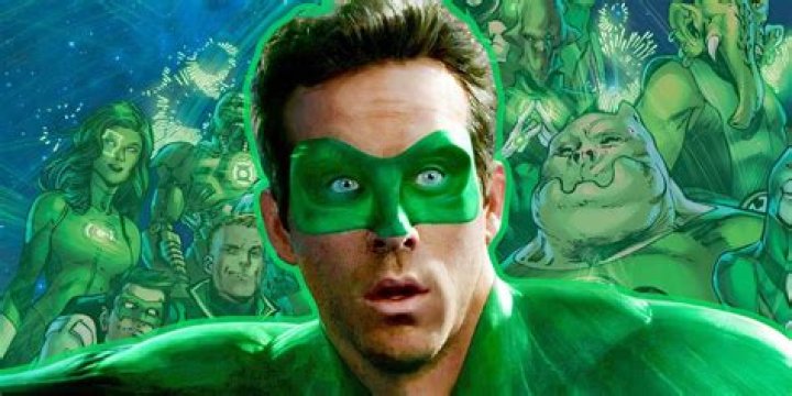 Ryan Reynolds Redeems Green Lantern Flop With Record-Breaking Deadpool Opening