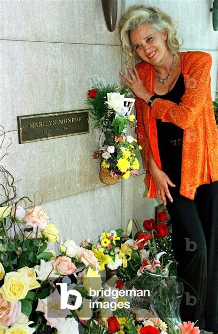 Sally Kirkland Net Worth | Celebrity Net Worth