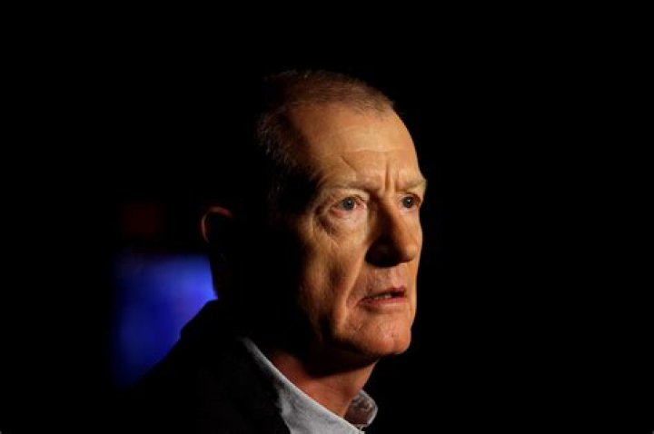 Steve Davis Net Worth | Celebrity Net Worth