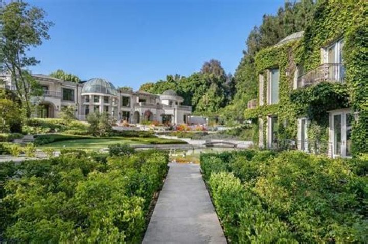 Bob Hope's Former 5+ Acre Los Angeles Estate Just Sold For $26 Million